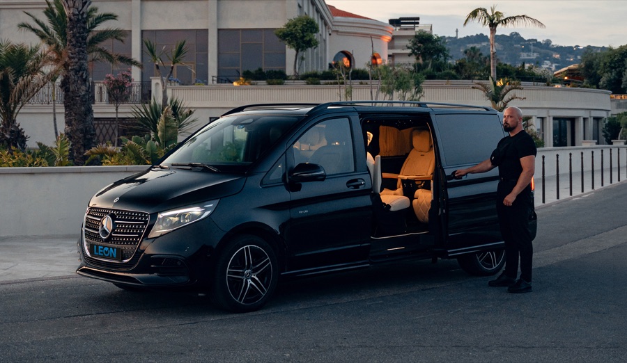 Mercedes V-Class with a LEON security driver